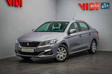 Седан Peugeot 301 2019 в Киеве