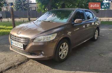 Седан Peugeot 301 2012 в Києві