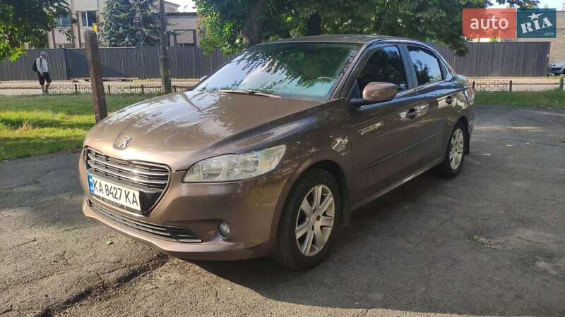 Peugeot 301 2012