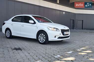 Седан Peugeot 301 2017 в Киеве