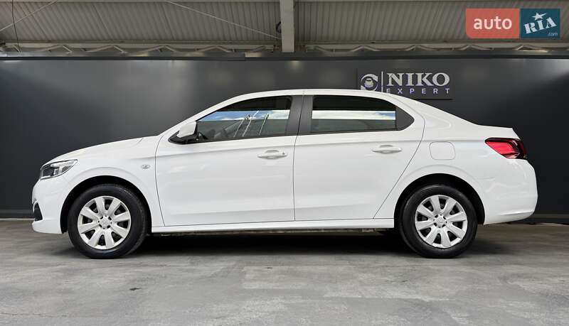 Седан Peugeot 301 2020 в Києві