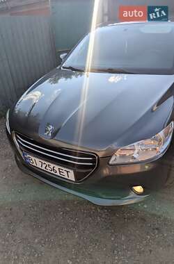 Седан Peugeot 301 2013 в Лубнах