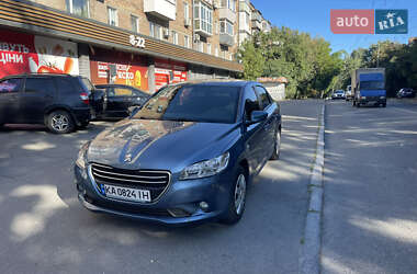Седан Peugeot 301 2015 в Києві