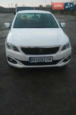 Седан Peugeot 301 2020 в Ужгороде