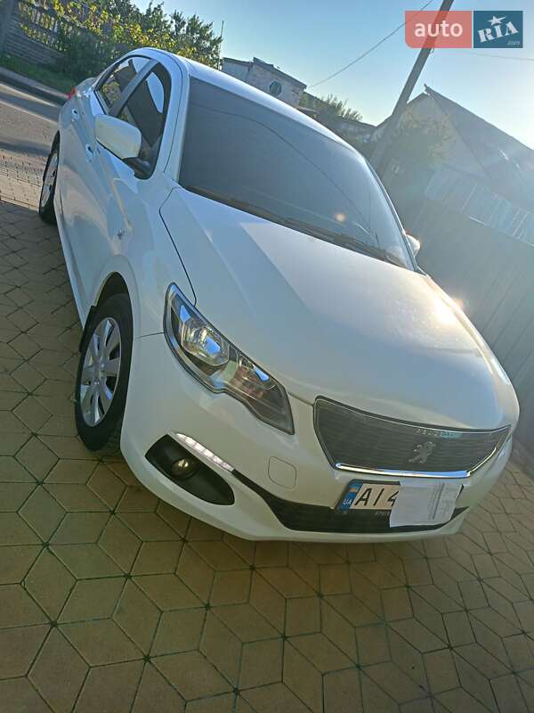 Седан Peugeot 301 2017 в Белой Церкви