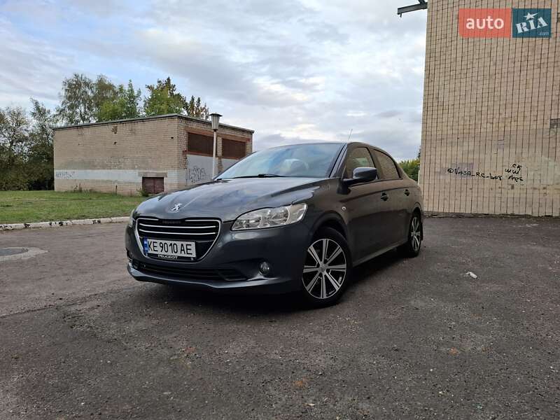 Peugeot 301 2013