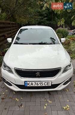 Седан Peugeot 301 2018 в Києві