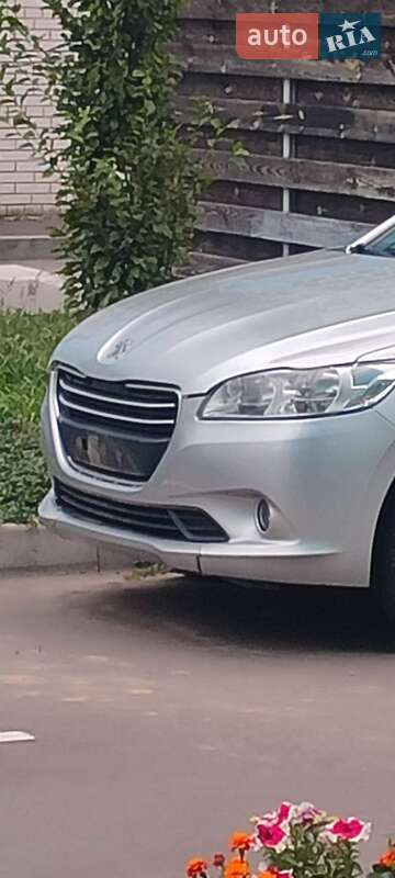 Седан Peugeot 301 2013 в Киеве