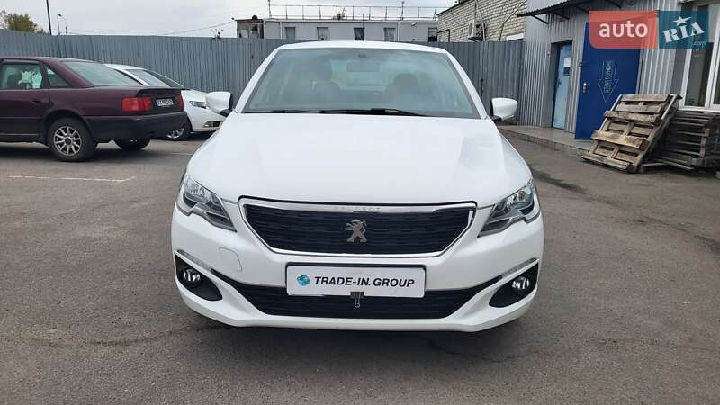 Седан Peugeot 301 2021 в Киеве