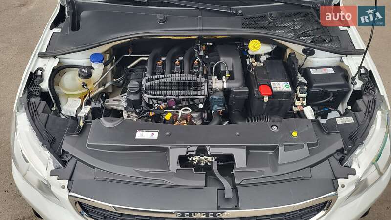 Седан Peugeot 301 2021 в Киеве