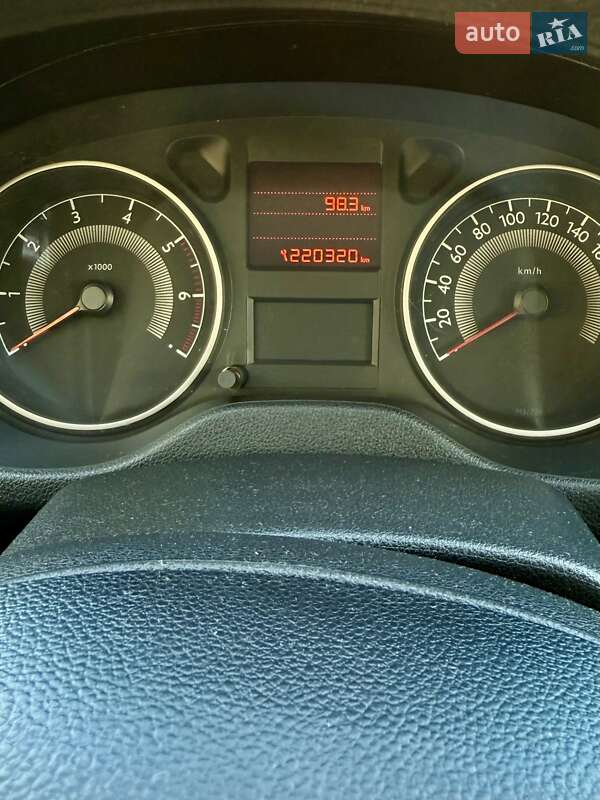 Седан Peugeot 301 2015 в Буче фото 4 Седан Peugeot 301 2015 в Буче