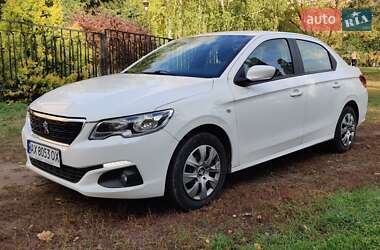 Седан Peugeot 301 2020 в Харкові