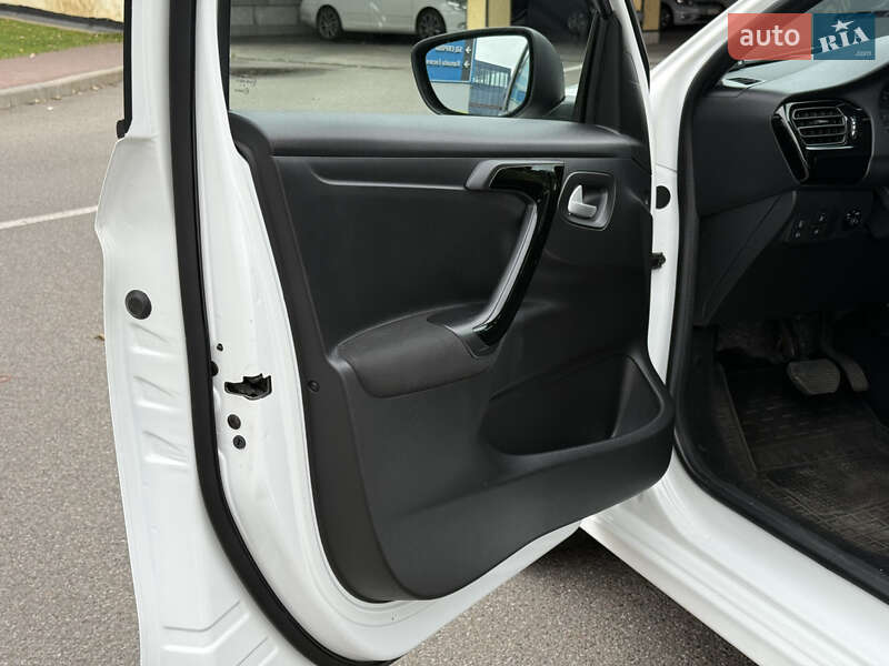 Седан Peugeot 301 2021 в Киеве фото 20 Седан Peugeot 301 2021 в Киеве