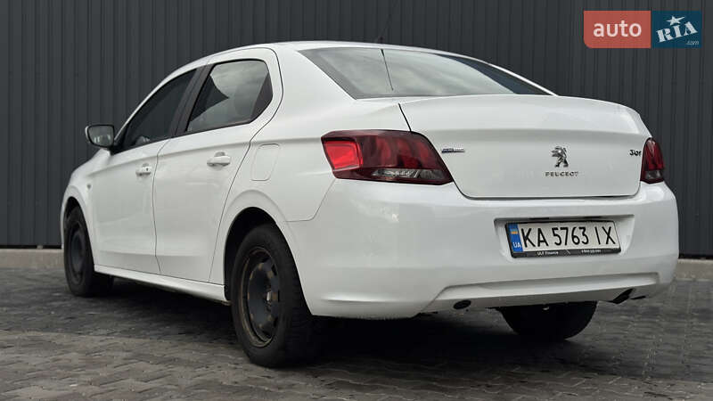 Седан Peugeot 301 2018 в Києві