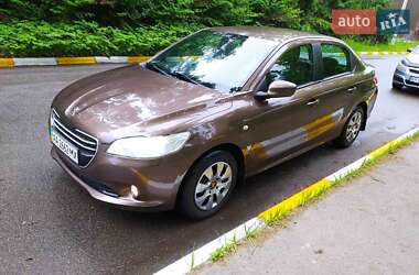 Седан Peugeot 301 2013 в Бучі
