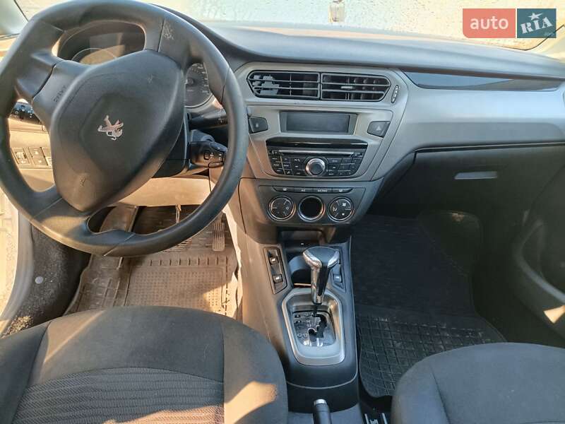 Седан Peugeot 301 2021 в Киеве