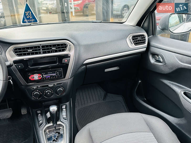 Седан Peugeot 301 2013 в Харькове