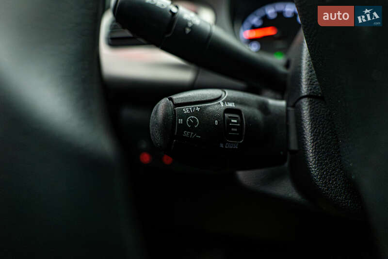 Седан Peugeot 301 2023 в Киеве