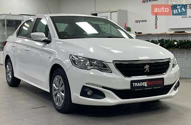 Седан Peugeot 301 2017 в Києві