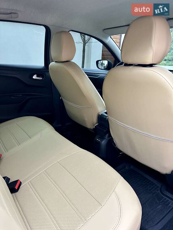 Седан Peugeot 301 2021 в Вінниці