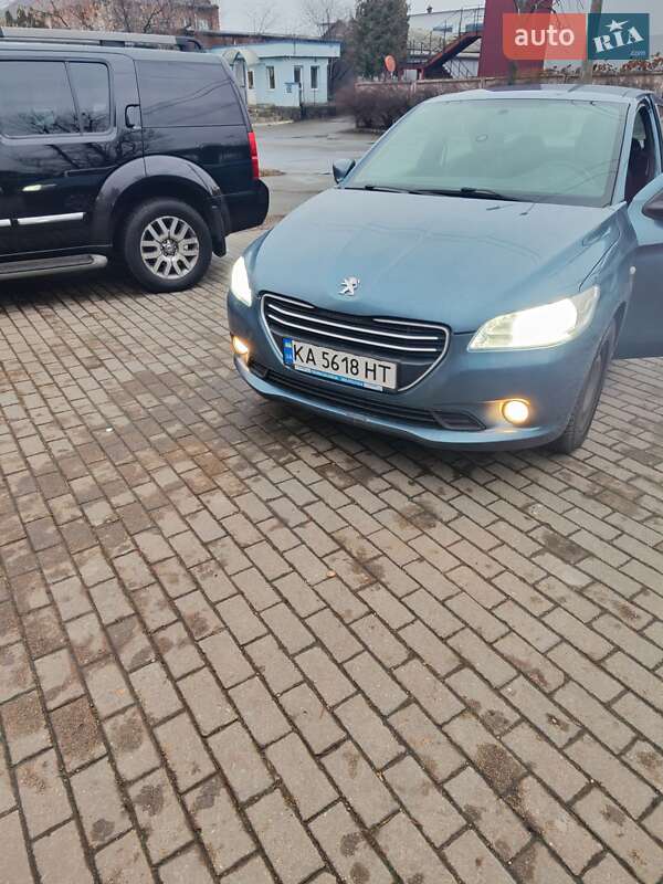 Седан Peugeot 301 2015 в Києві