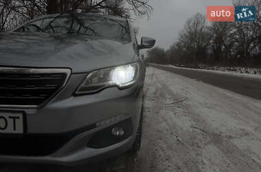 Седан Peugeot 301 2018 в Киеве