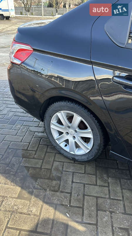 Седан Peugeot 301 2016 в Борисполе