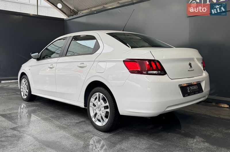 Седан Peugeot 301 2023 в Киеве