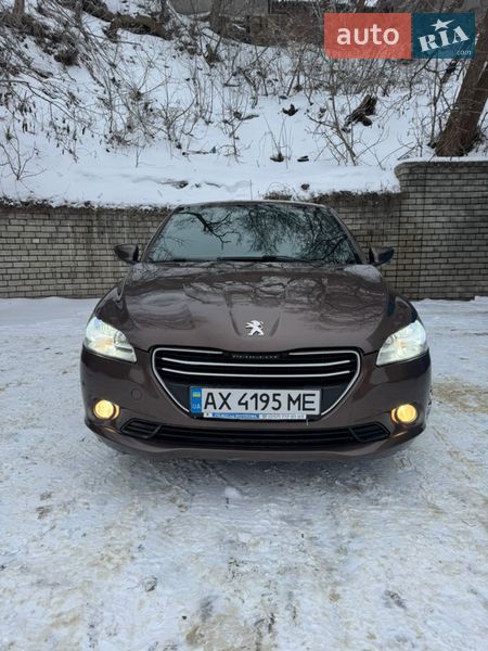 Седан Peugeot 301 2015 в Харькове