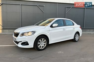 Седан Peugeot 301 2020 в Киеве