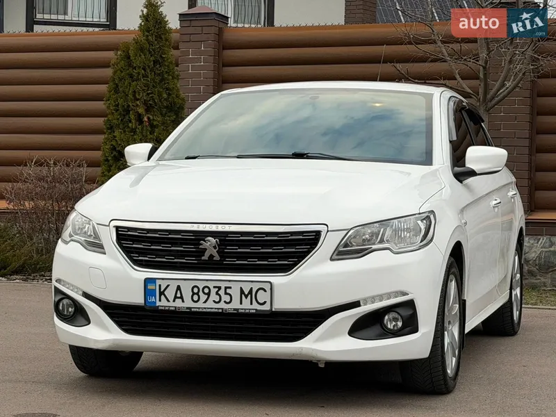 Peugeot 301