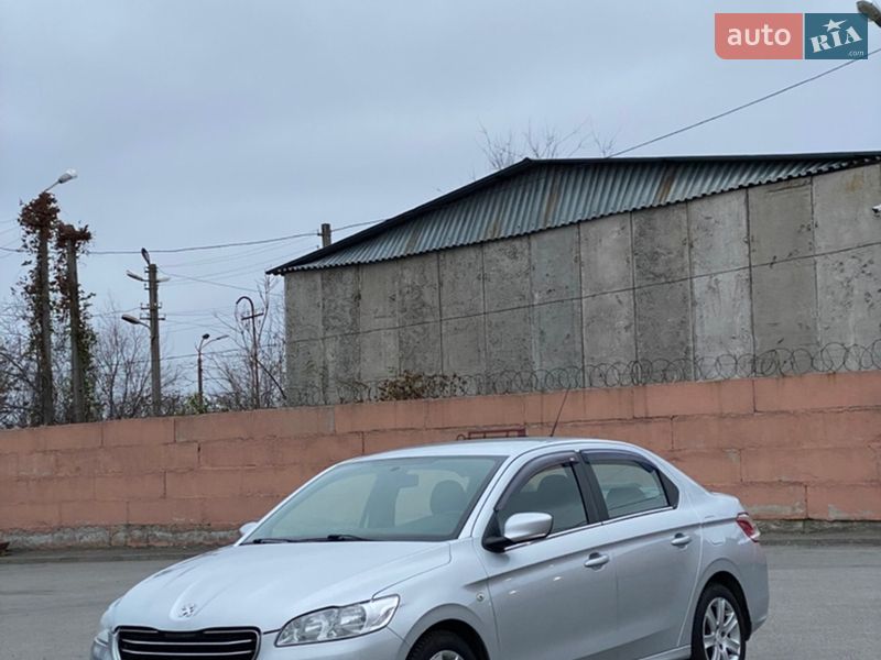 Peugeot 301 2013