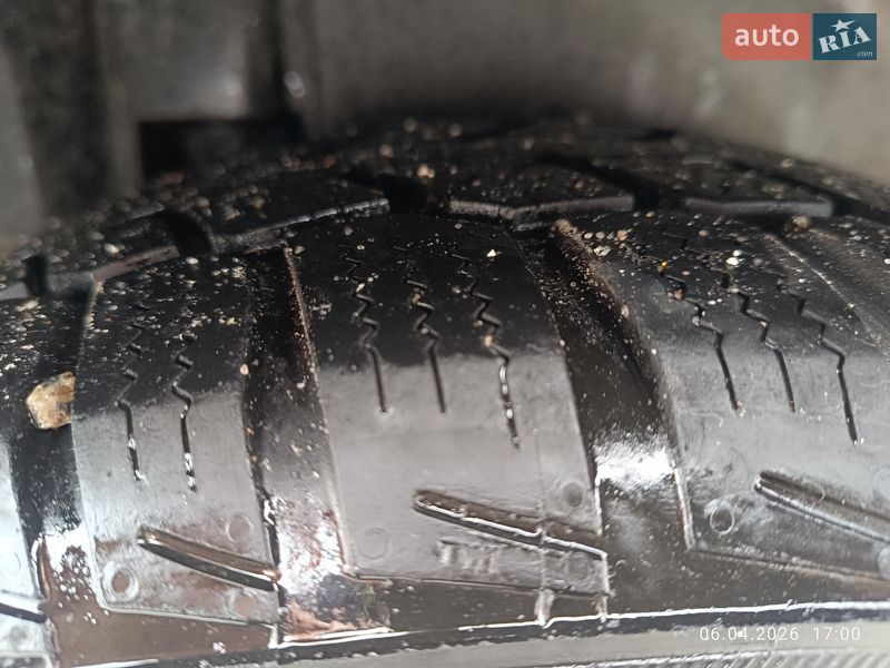 Седан Peugeot 301 2017 в Киеве