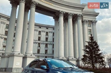 Седан Peugeot 301 2013 в Києві