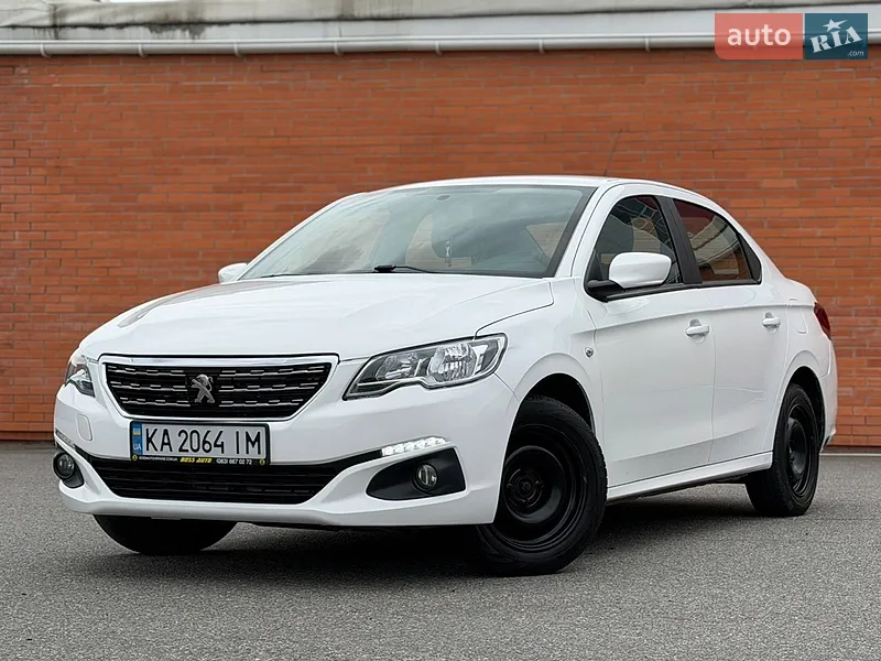 Peugeot 301