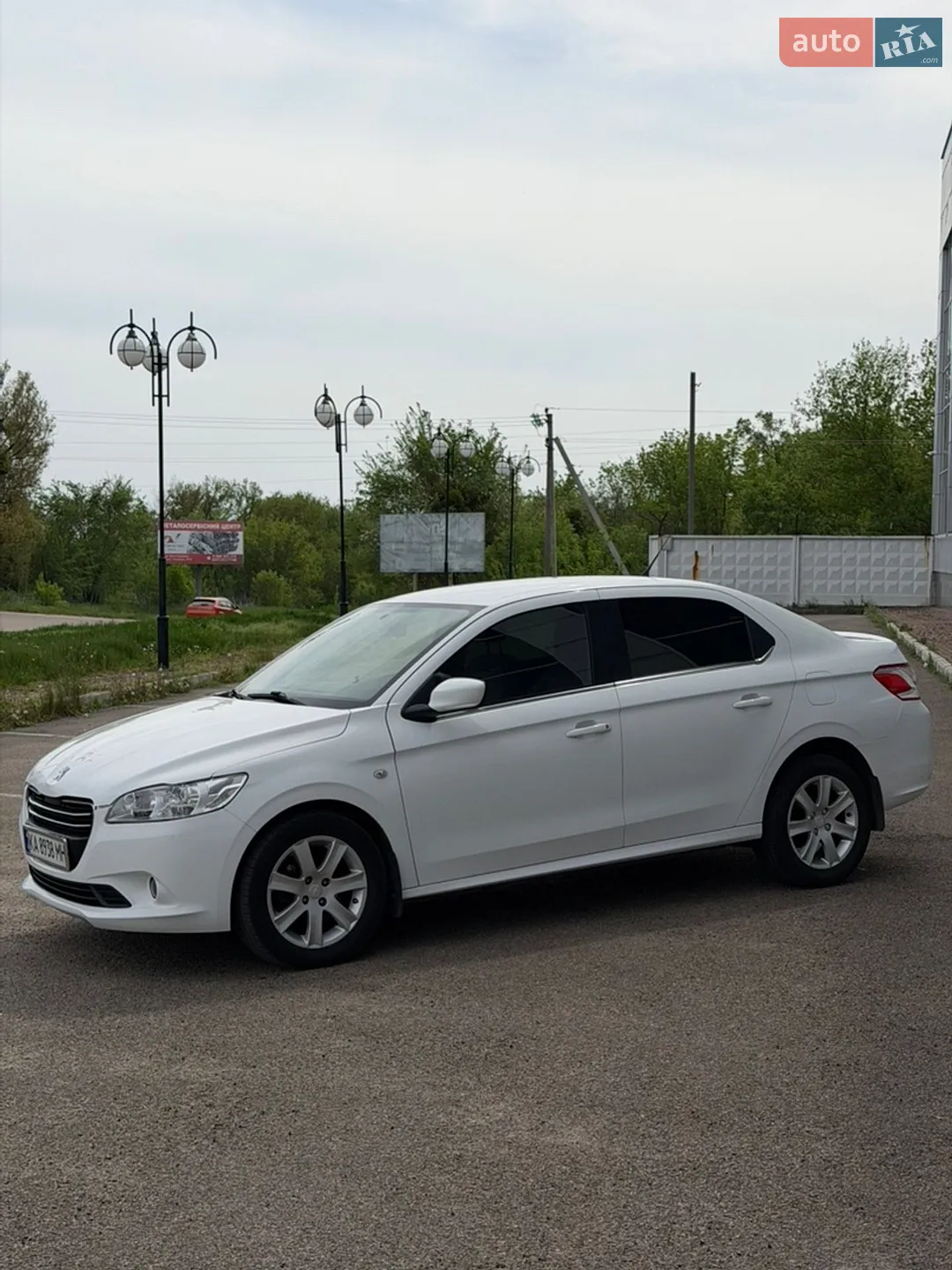 2013 Peugeot 301 - мініатюра 2