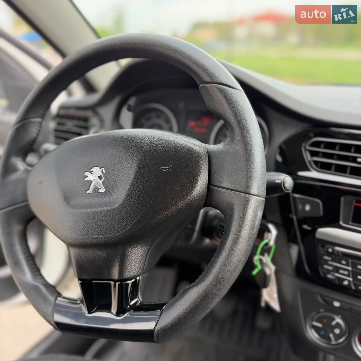 2013 Peugeot 301 - мініатюра 13