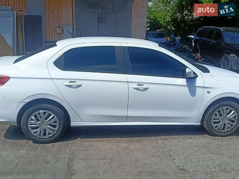 Peugeot 301