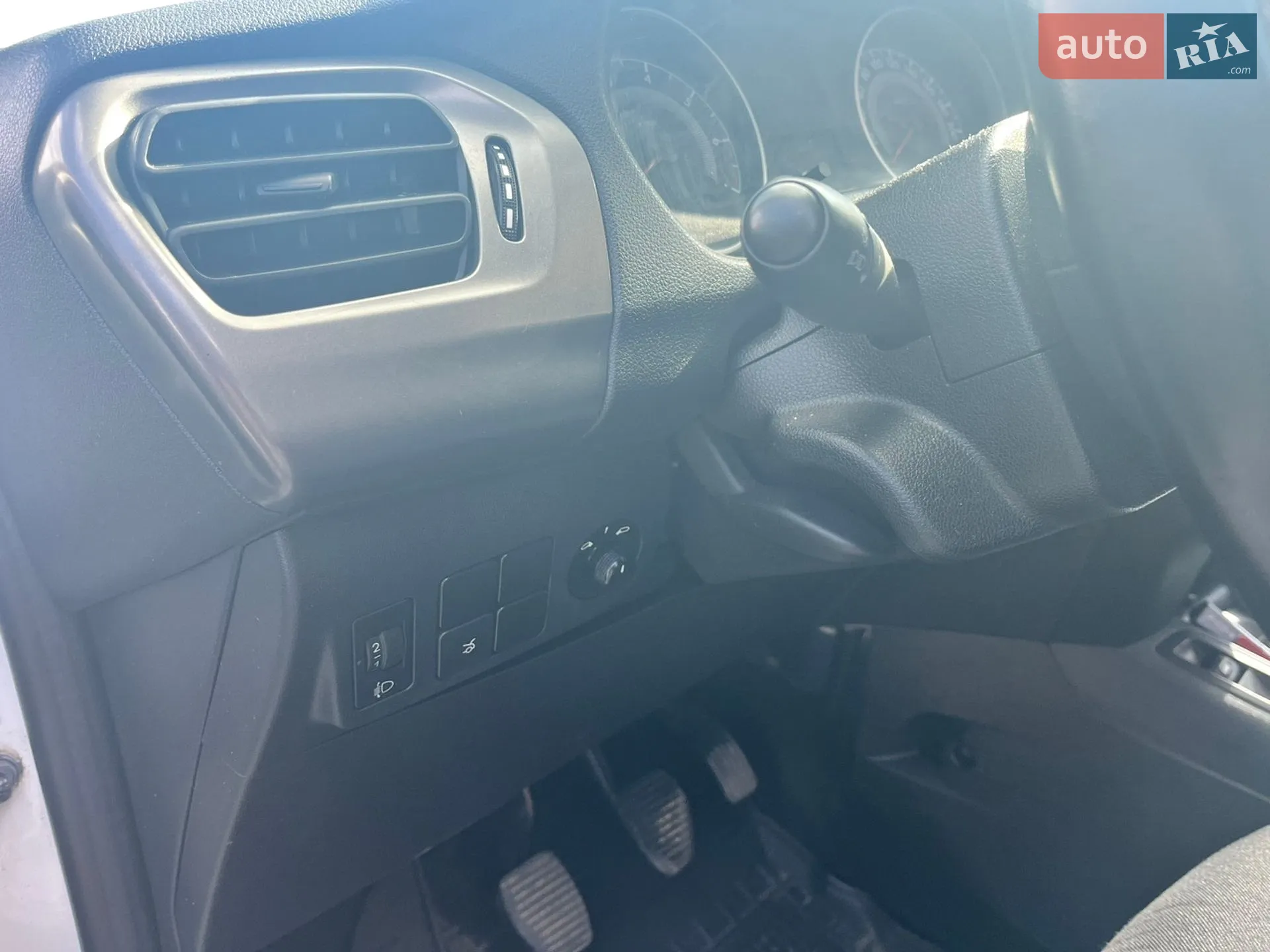 2013 Peugeot 301 - мініатюра 6