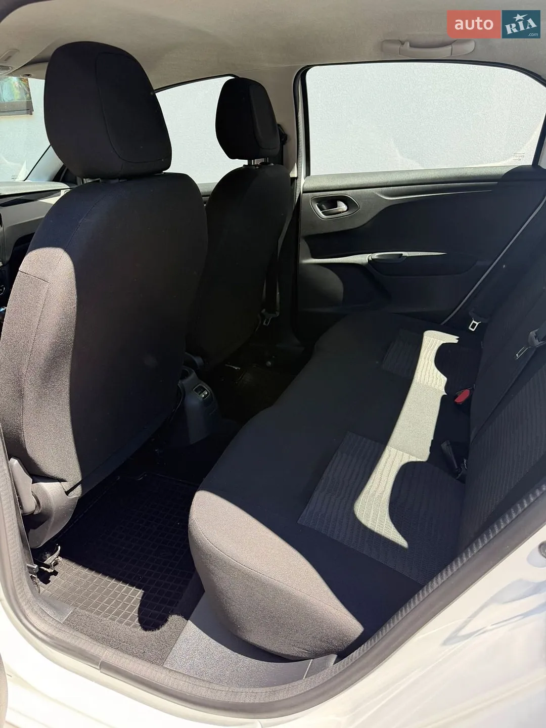 2017 Peugeot 301 - мініатюра 12