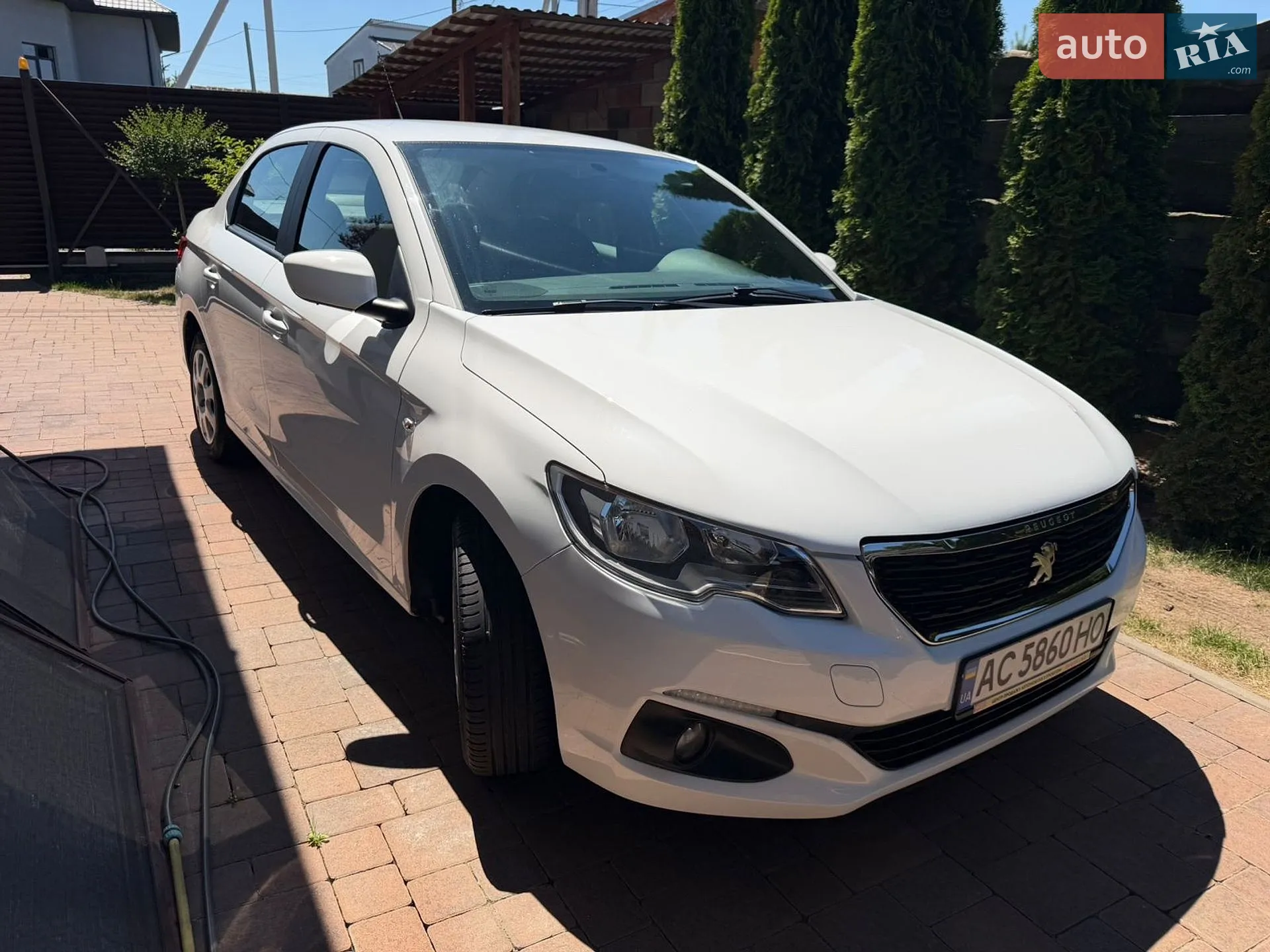 2017 Peugeot 301 - фото 1