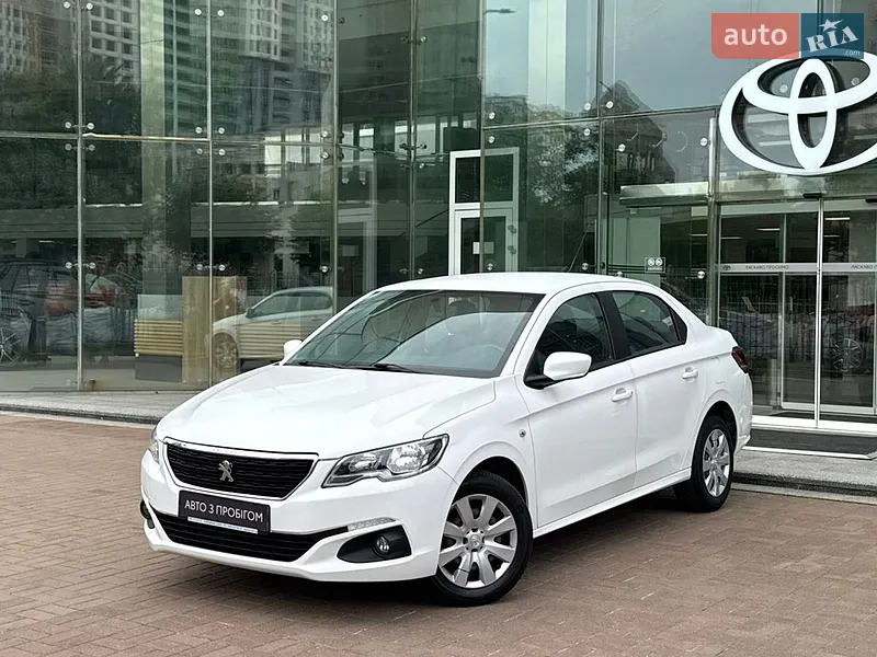 Peugeot 301