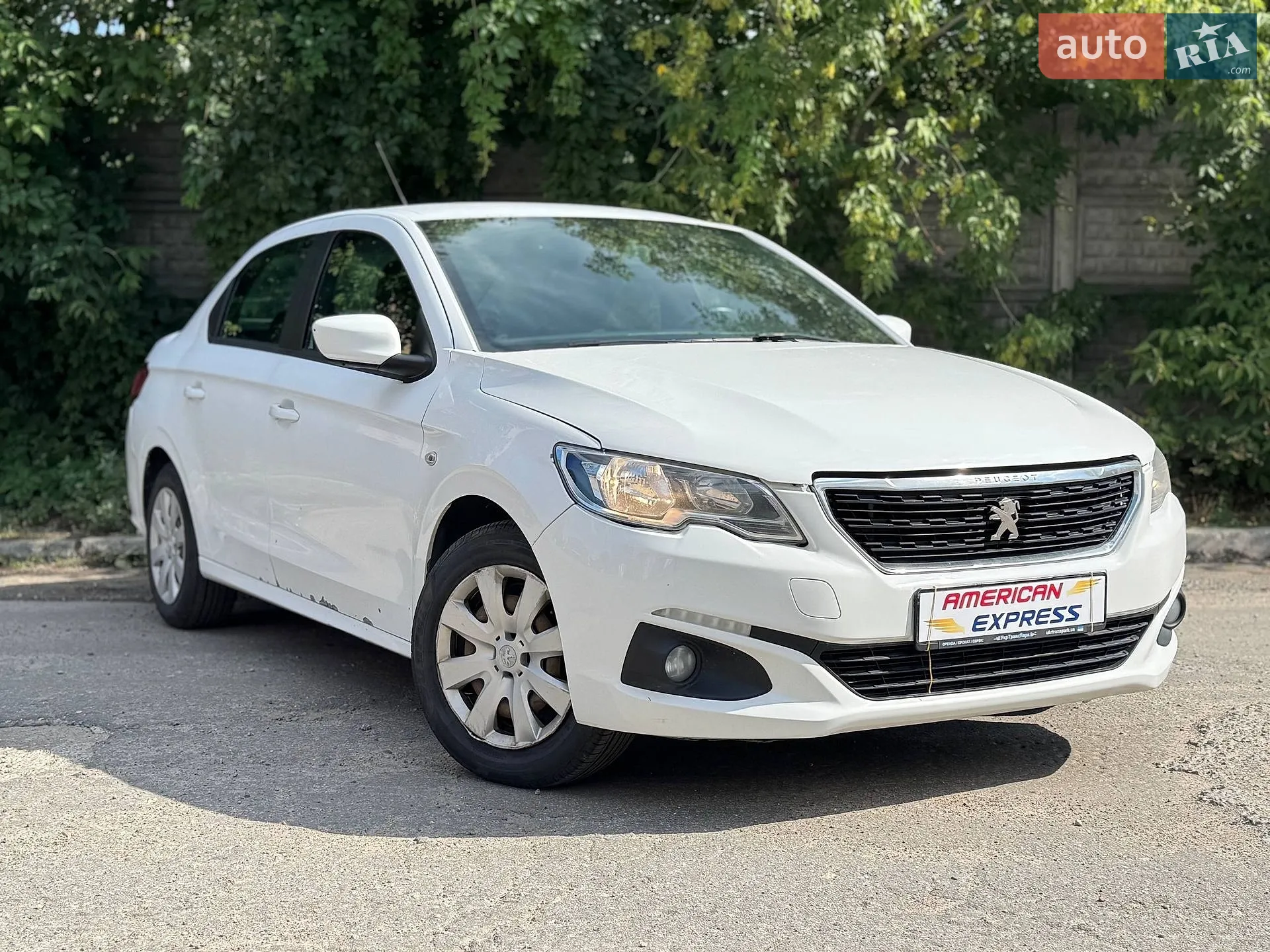 Peugeot 301 2017