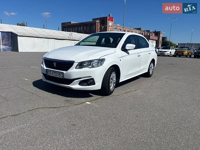 Peugeot 301