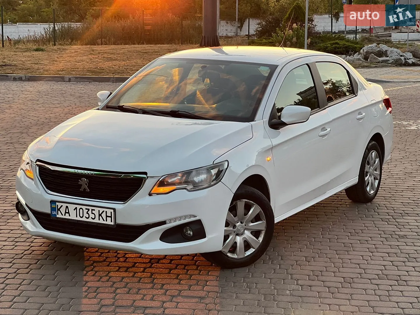 2018 Peugeot 301 - мініатюра 2