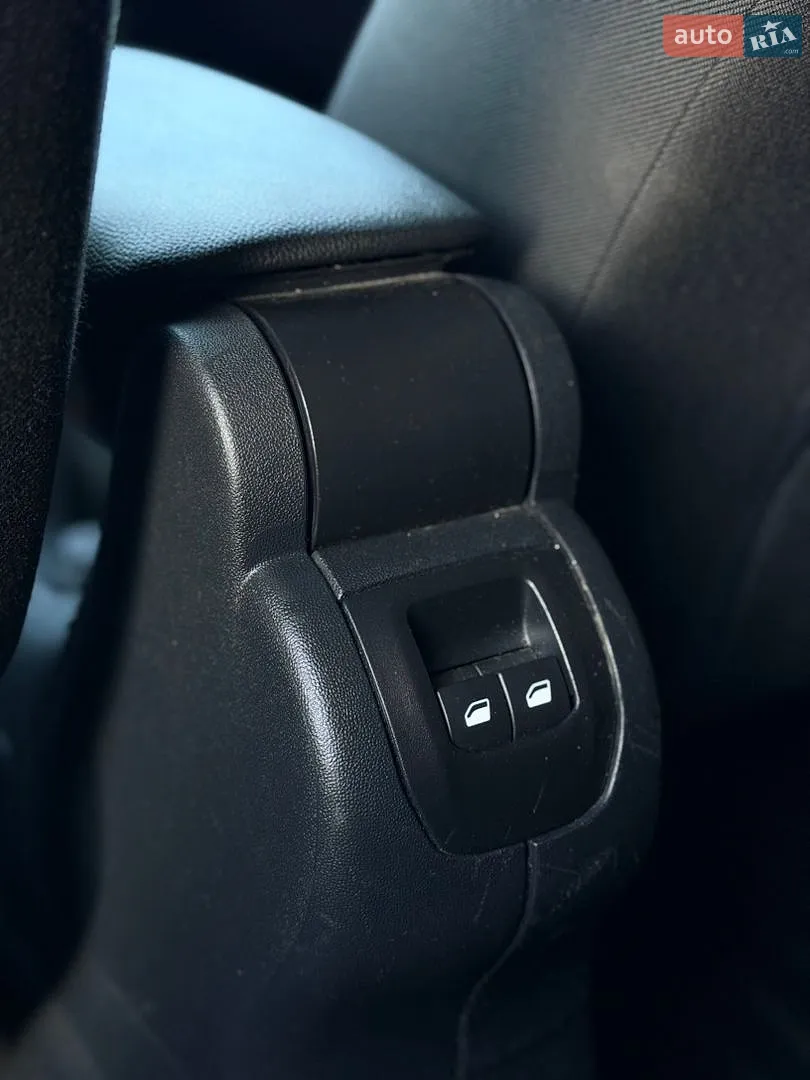 2013 Peugeot 301 - мініатюра 12