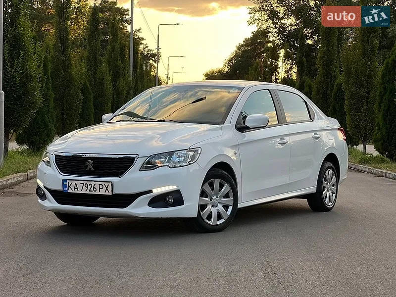 Peugeot 301