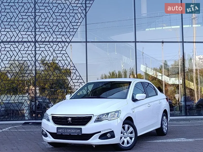 Peugeot 301