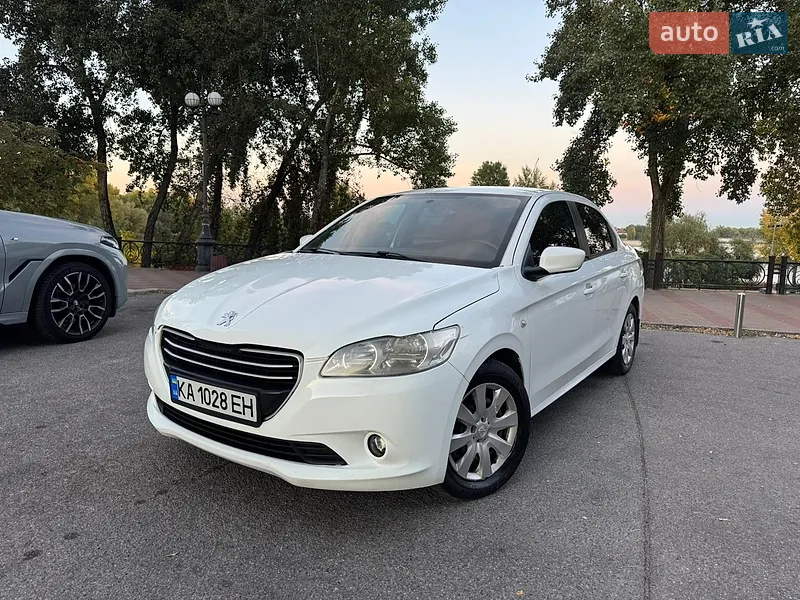 Peugeot 301