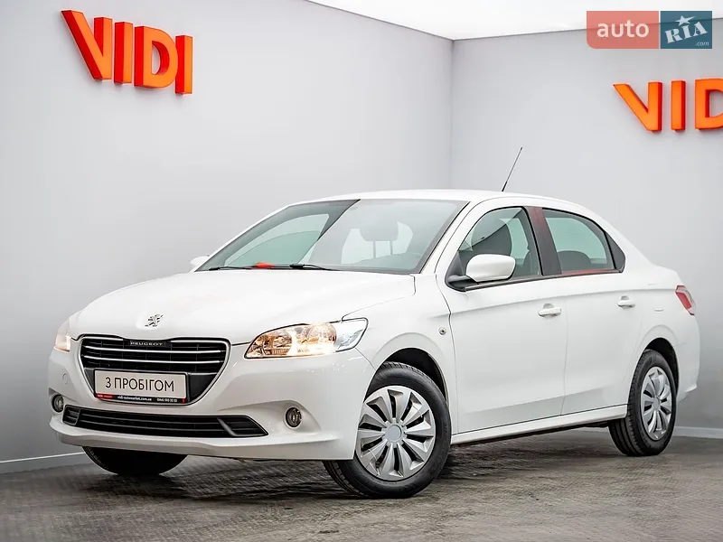 Peugeot 301